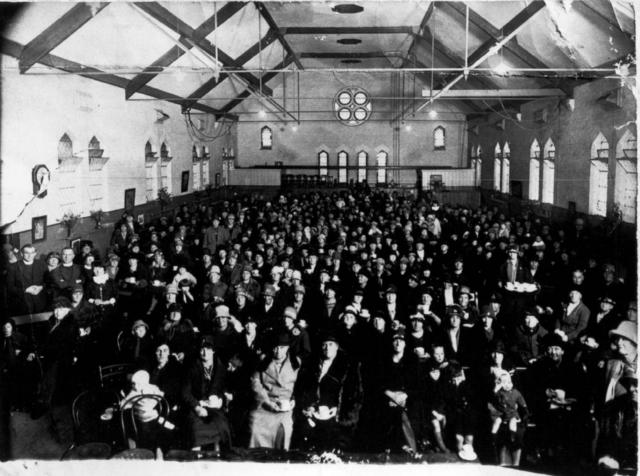 Women and children at the Gipps Street church
