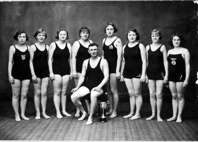 Abbotsford Swimming Club girls