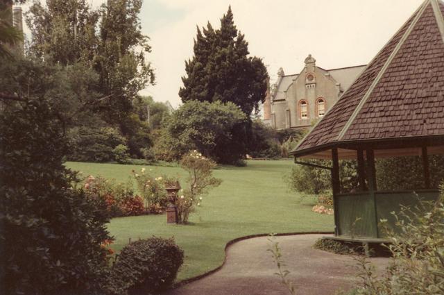 Convent garden